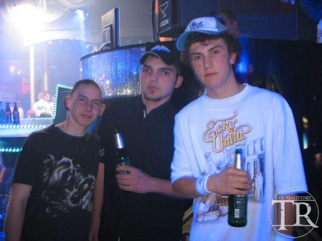 20034